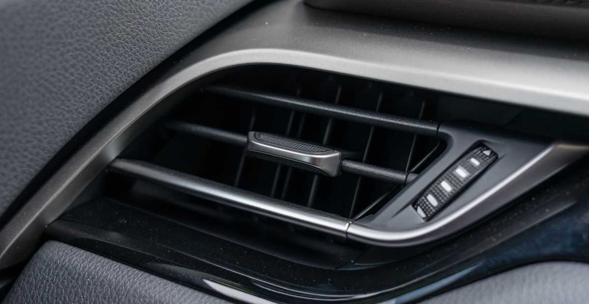 Why Does My Car AC Cut On and Off